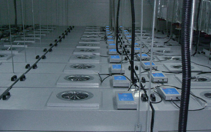 FFU có lọc sơ cấp và không có lọc sơ cấp: Khác biệt trong vận hành
